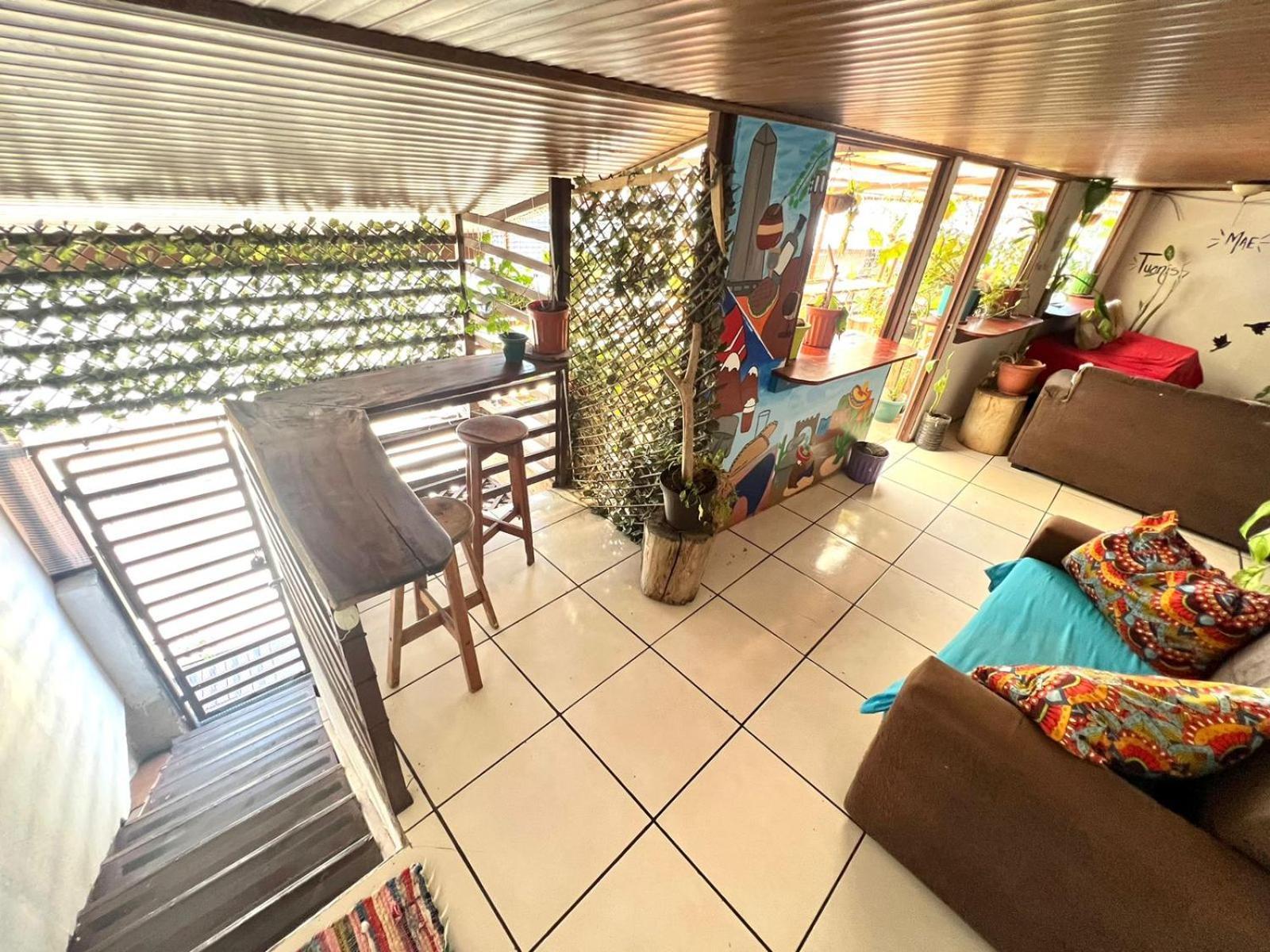 Cheap Hostel Quepos Exterior photo